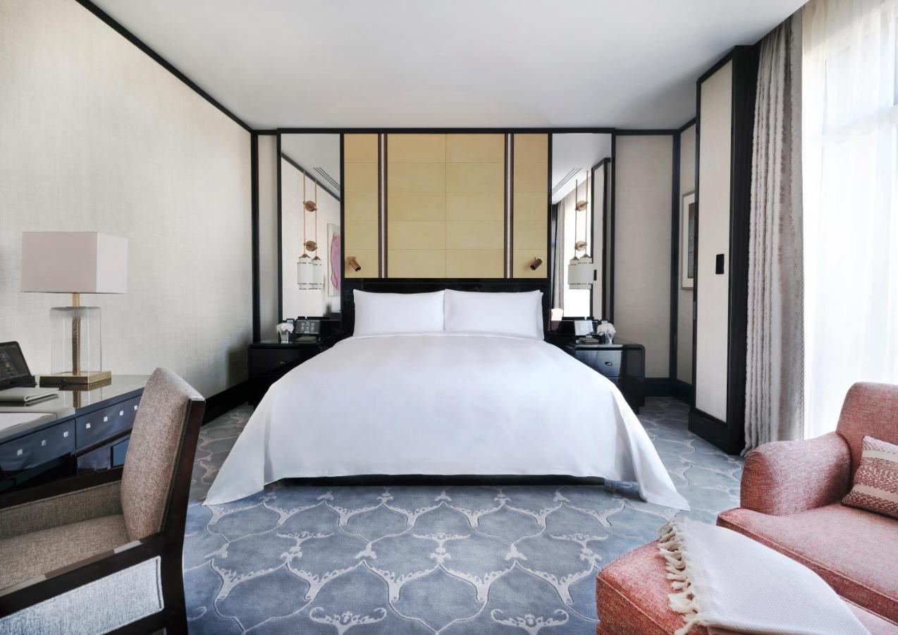 The Peninsula Istanbul Hotel Room photo